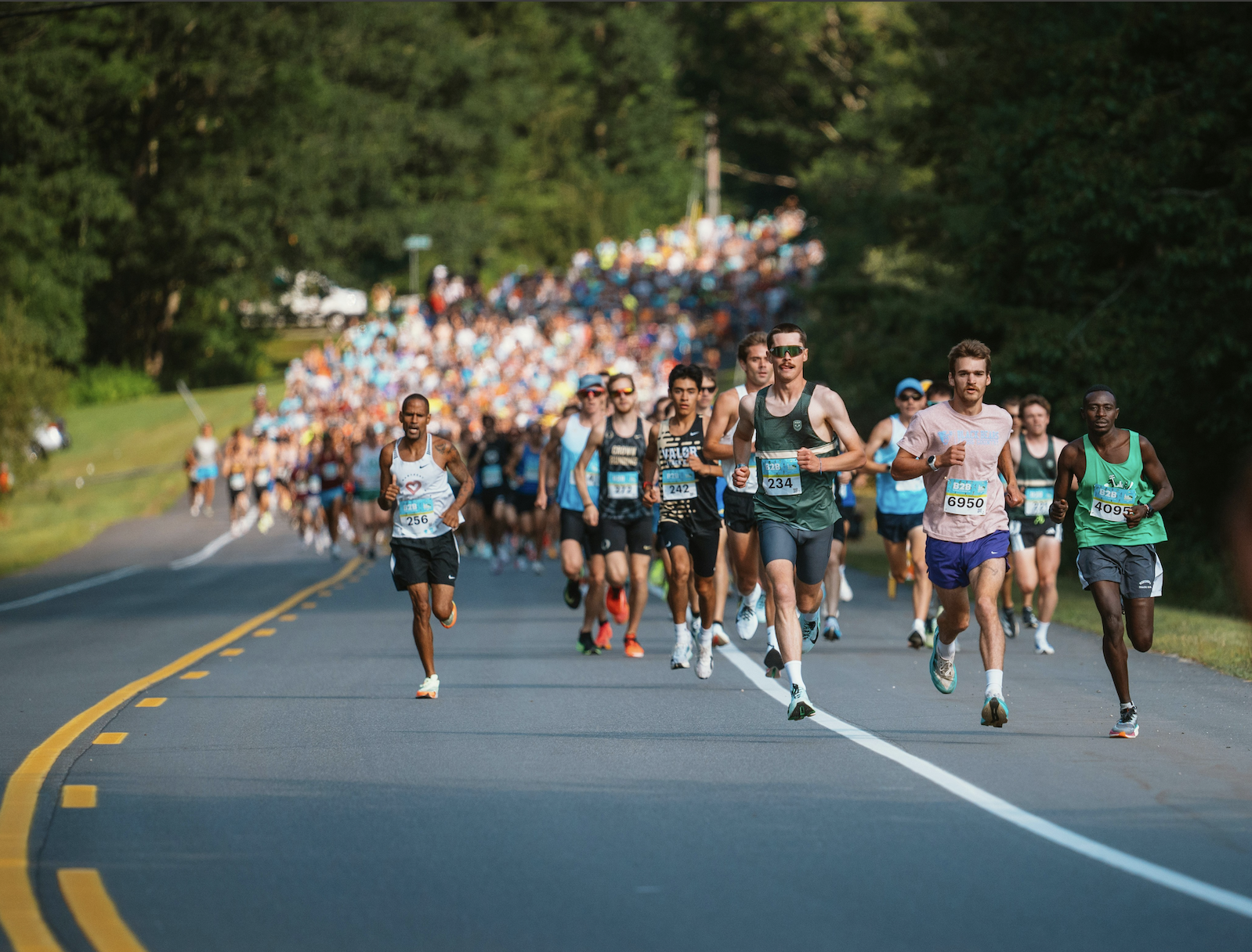 Road race runners